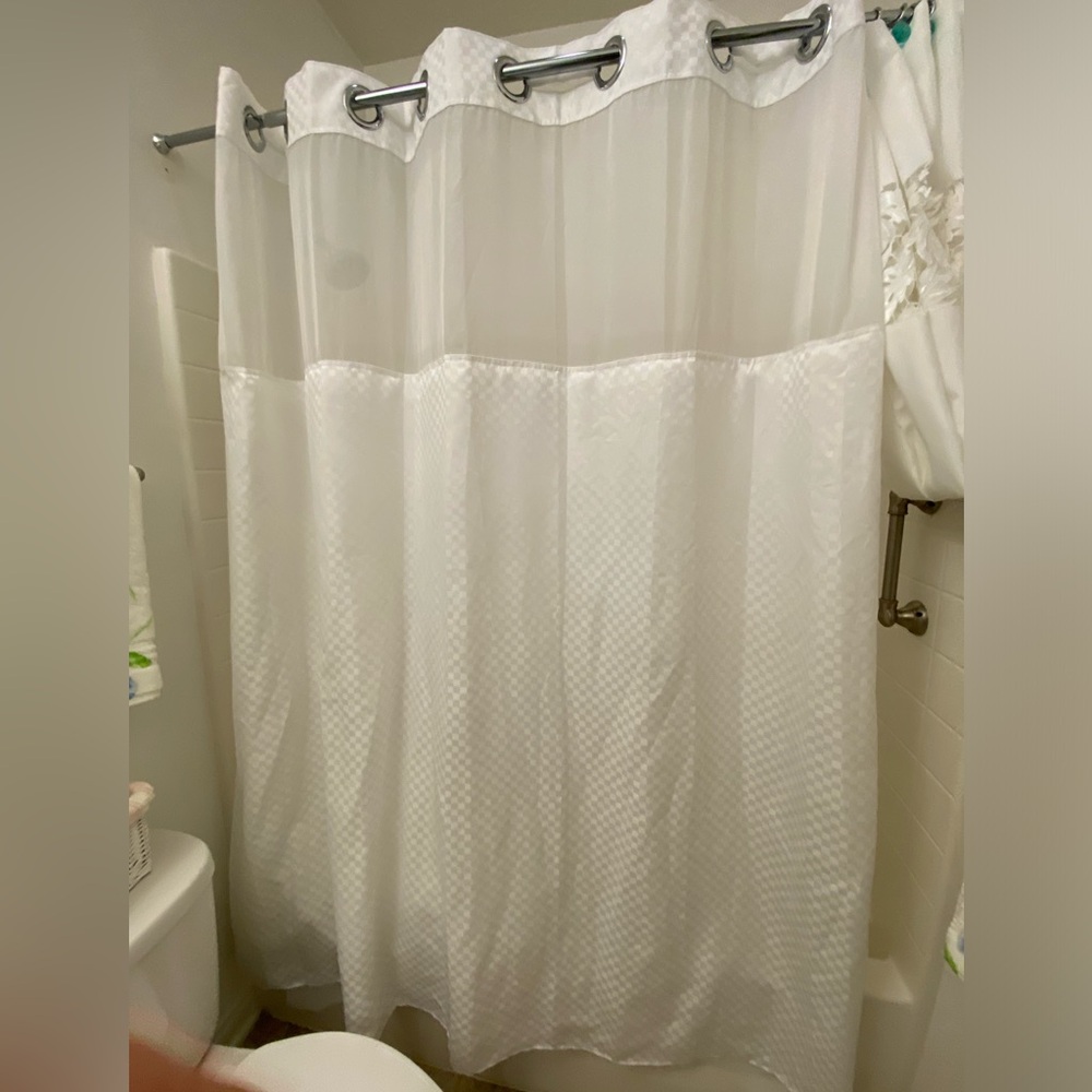 SHOWER CURTAIN W/LINER